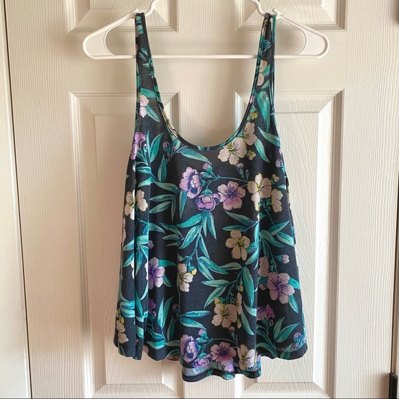 American Eagle Aloha Floral Tank Size Medium - Picture 2 of 5